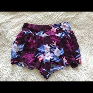 American Eagle Loose Flowy Shorts